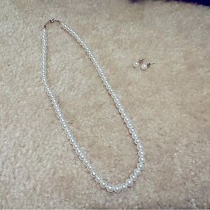 Pearl Necklace & Stud Pearl Earrings